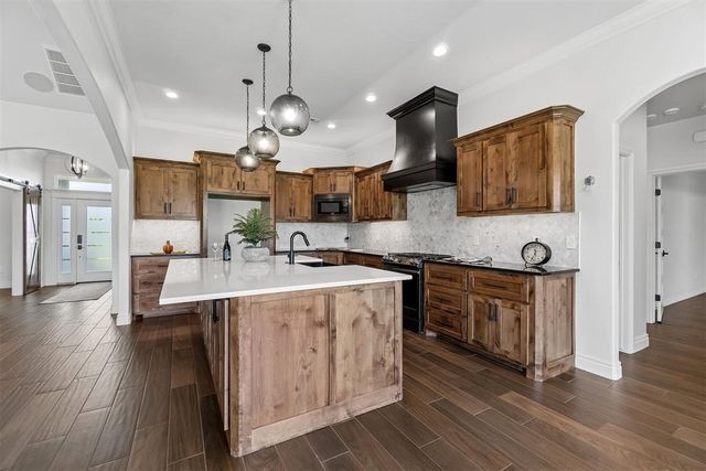 1324 W Harvard Way, Mustang, OK 73064