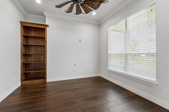 1324 W Harvard Way, Mustang, OK 73064