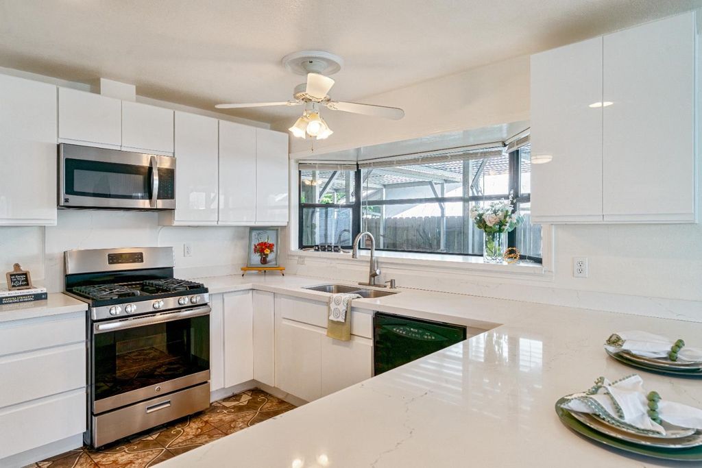 4229 Kirkby Way, North Highlands, CA 95660