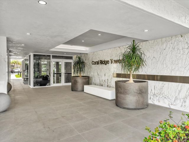 3300 NE 36th Street 1002, Fort Lauderdale, FL 33308