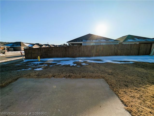 8222 Regency Way, Fort Smith, AR 72916