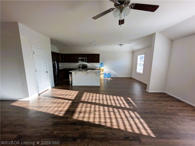 8222 Regency Way, Fort Smith, AR 72916