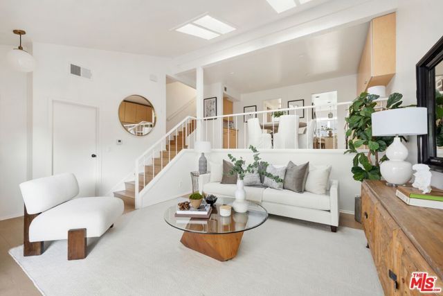 13010 Maxella Avenue 5, Marina Del Rey, CA 90292