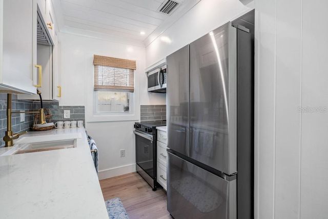 48 79TH TERRACE, Treasure Island, FL 33706