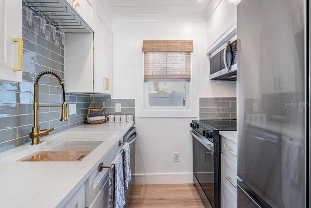 48 79TH TERRACE, Treasure Island, FL 33706