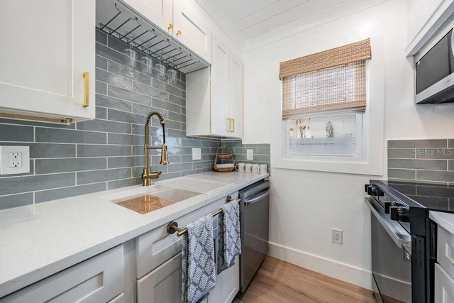 48 79TH TERRACE, Treasure Island, FL 33706