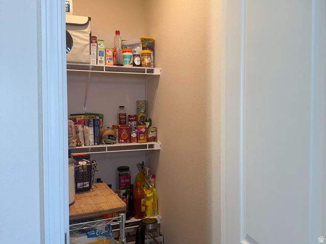 704 E PINE ST, Wellington, UT 84542