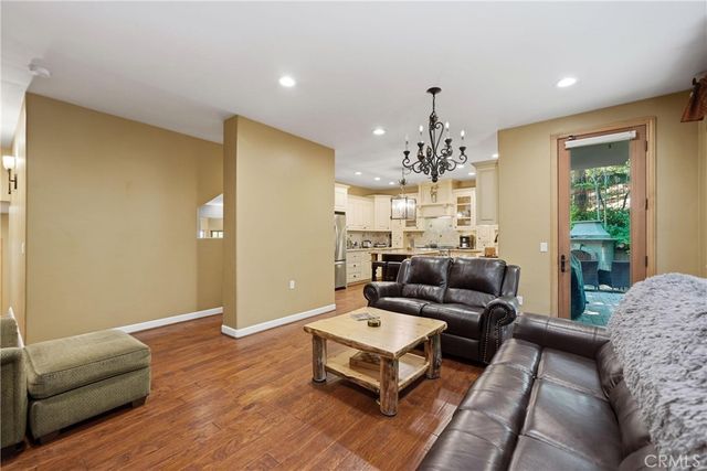 30151 Skyline, Running Springs, CA 92382