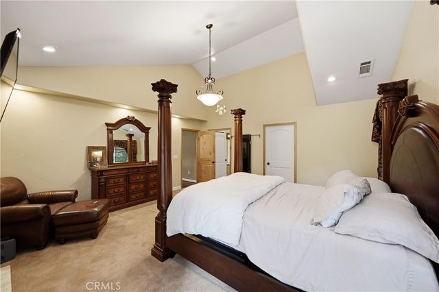 30151 Skyline, Running Springs, CA 92382