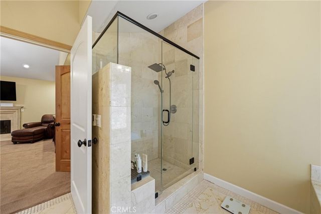 30151 Skyline, Running Springs, CA 92382