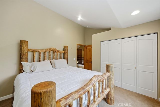 30151 Skyline, Running Springs, CA 92382