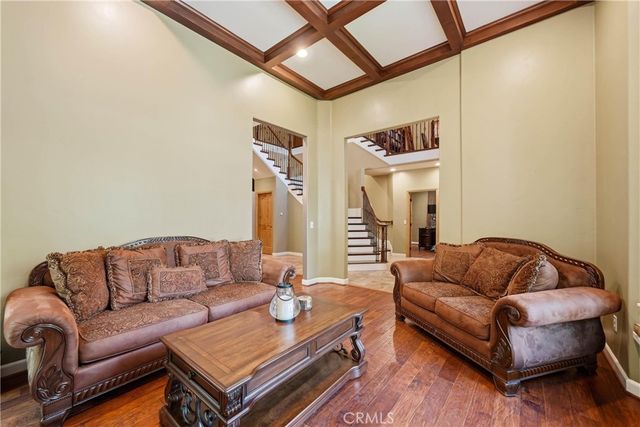 30151 Skyline, Running Springs, CA 92382