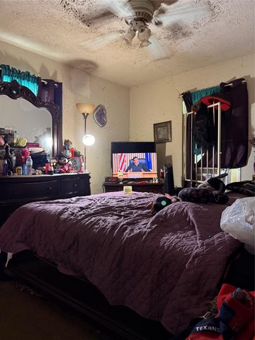 5210 Westover Street, Houston, TX 77033