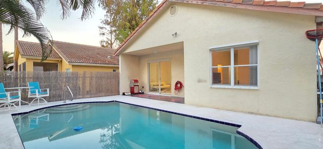 661 Lake Wellington Drive, Wellington, FL 33414