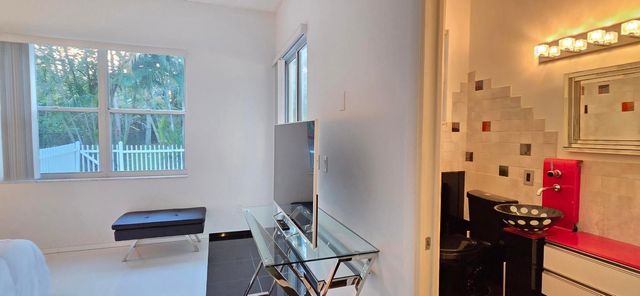 661 Lake Wellington Drive, Wellington, FL 33414