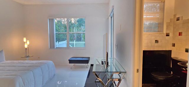 661 Lake Wellington Drive, Wellington, FL 33414