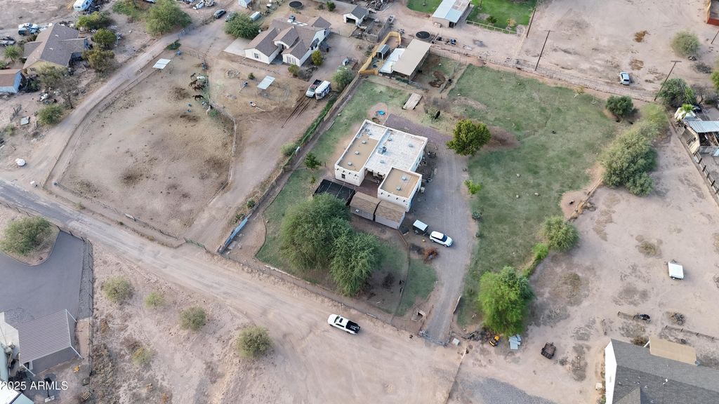 10891 E THE GRIFFIN Way D, Valley Farms, AZ 85191 — photo 5