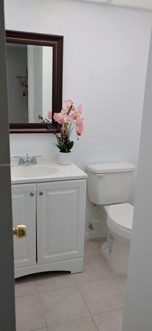 351 Cambridge Rd 107, Hollywood, FL 33024