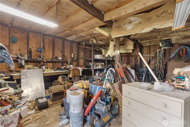 221 E Elizabeth Avenue, Westport, WA 98595