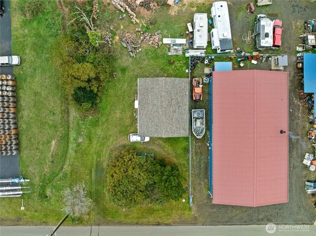 221 E Elizabeth Avenue, Westport, WA 98595