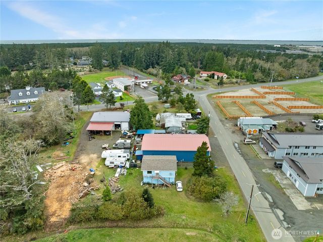 221 E Elizabeth Avenue, Westport, WA 98595