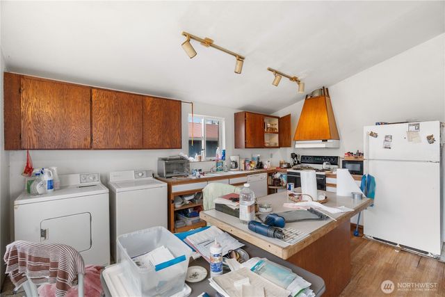 221 E Elizabeth Avenue, Westport, WA 98595