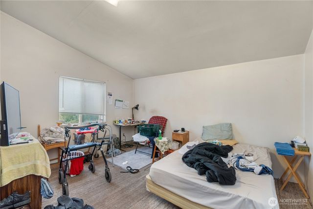 221 E Elizabeth Avenue, Westport, WA 98595