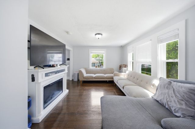 28 Parker Hill Ave, Milford, MA 01757