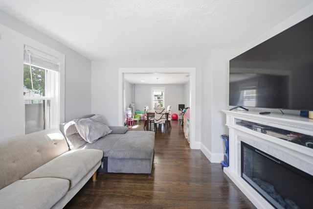 28 Parker Hill Ave, Milford, MA 01757