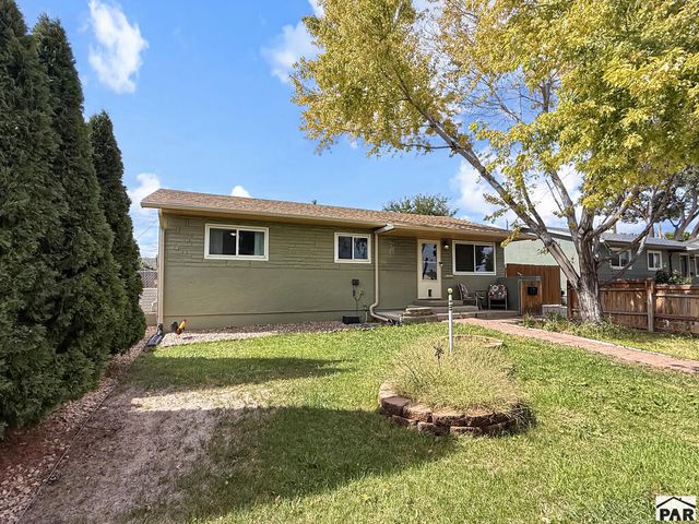 3206 Canterbury Lane, Pueblo, CO 81005