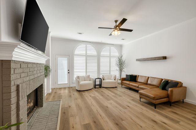 624 Mossycup Oak Drive, Plano, TX 75025