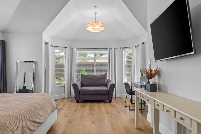 624 Mossycup Oak Drive, Plano, TX 75025