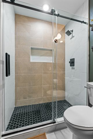 624 Mossycup Oak Drive, Plano, TX 75025