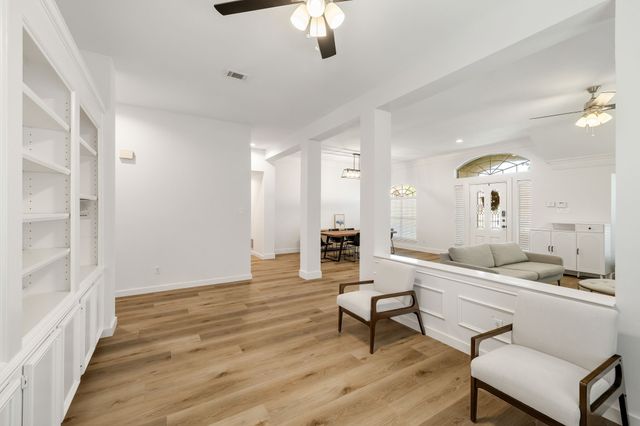 624 Mossycup Oak Drive, Plano, TX 75025