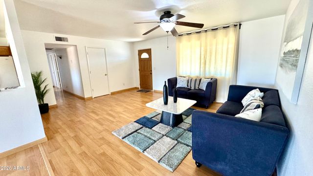 3420 W CLAREMONT Street W, Phoenix, AZ 85017