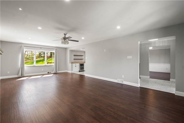 2311 Old Washington Road, Upper St Clair, PA 15241