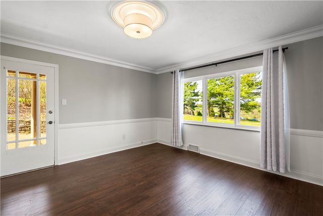 2311 Old Washington Road, Upper St Clair, PA 15241