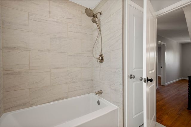 2311 Old Washington Road, Upper St Clair, PA 15241