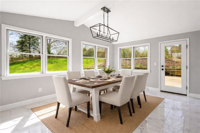 2311 Old Washington Road, Upper St Clair, PA 15241