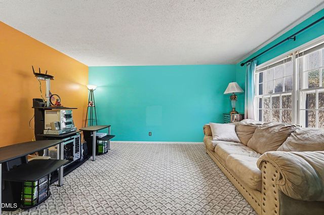 1067 Camden Court, Asheboro, NC 27203