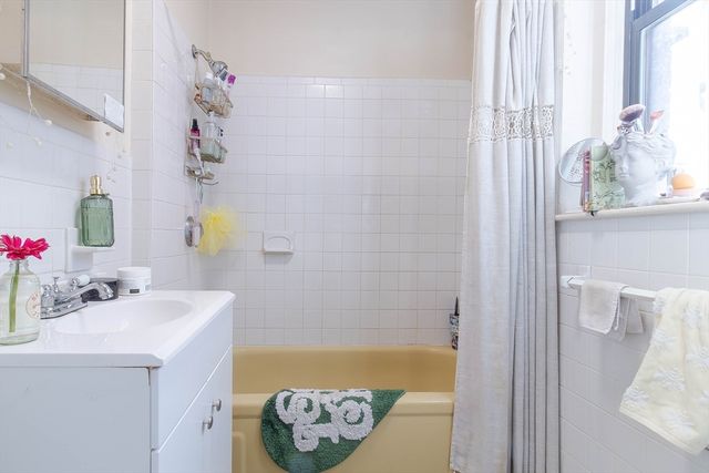 1234 Commonwealth Ave 1, Boston, MA 02134