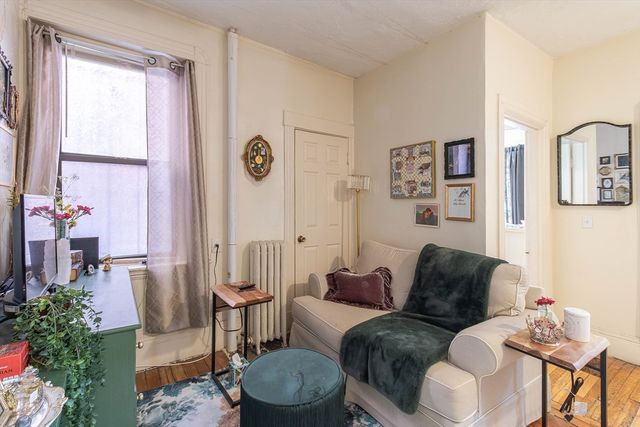 1234 Commonwealth Ave 1, Boston, MA 02134