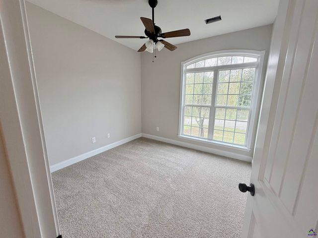 114 Lasso Dr., Warner Robins, GA 31088