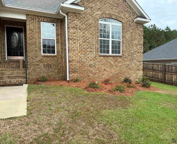 114 Lasso Dr., Warner Robins, GA 31088