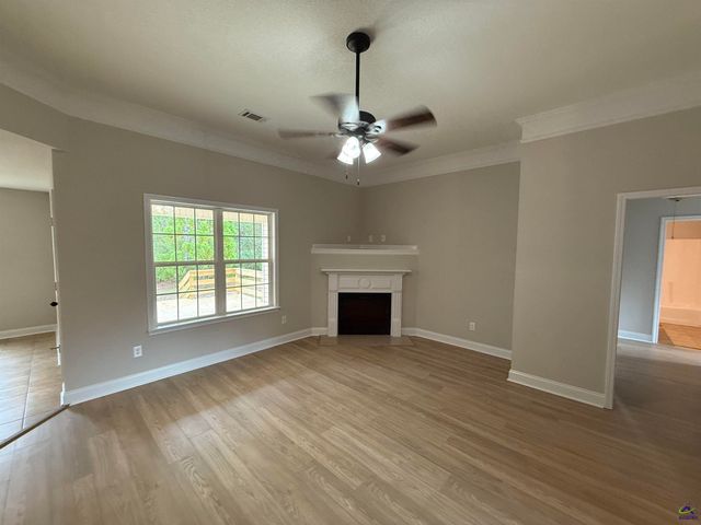 114 Lasso Dr., Warner Robins, GA 31088