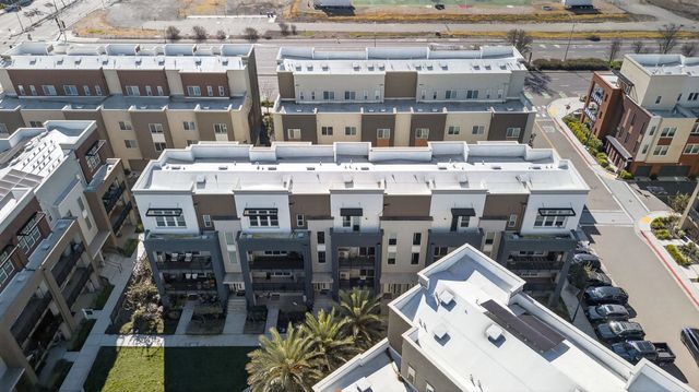 5425 Melissa Ln 221, Dublin, CA 94568