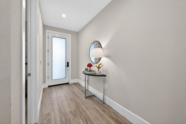 5425 Melissa Ln 221, Dublin, CA 94568