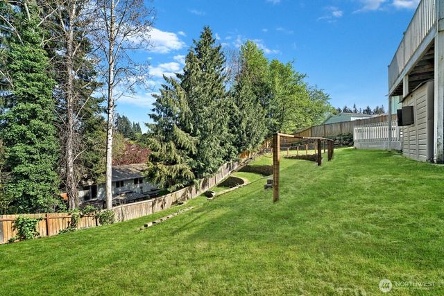 217 Capri Place, Everett, WA 98203