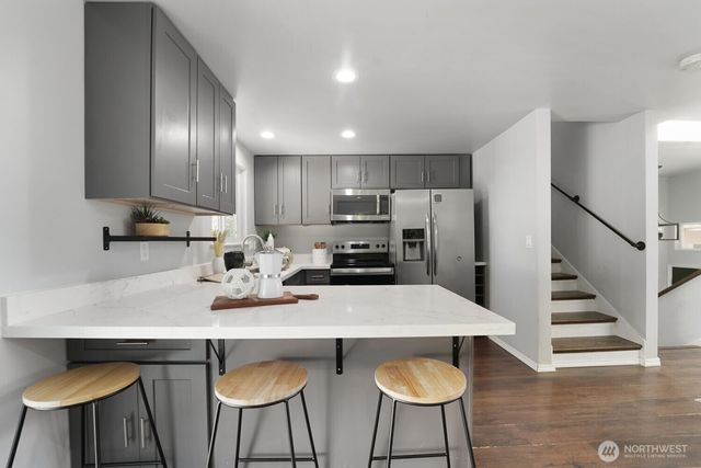 217 Capri Place, Everett, WA 98203