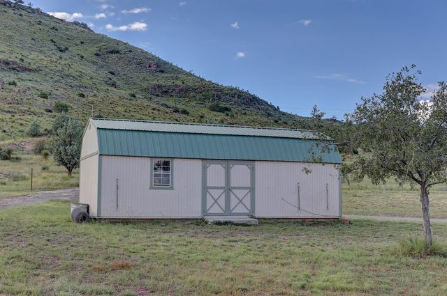 109 Comanche Trail, Fort Davis, TX 79734